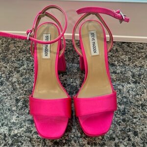 Steve Madden Lessa Pink Satin Platform Sandals Sz 7